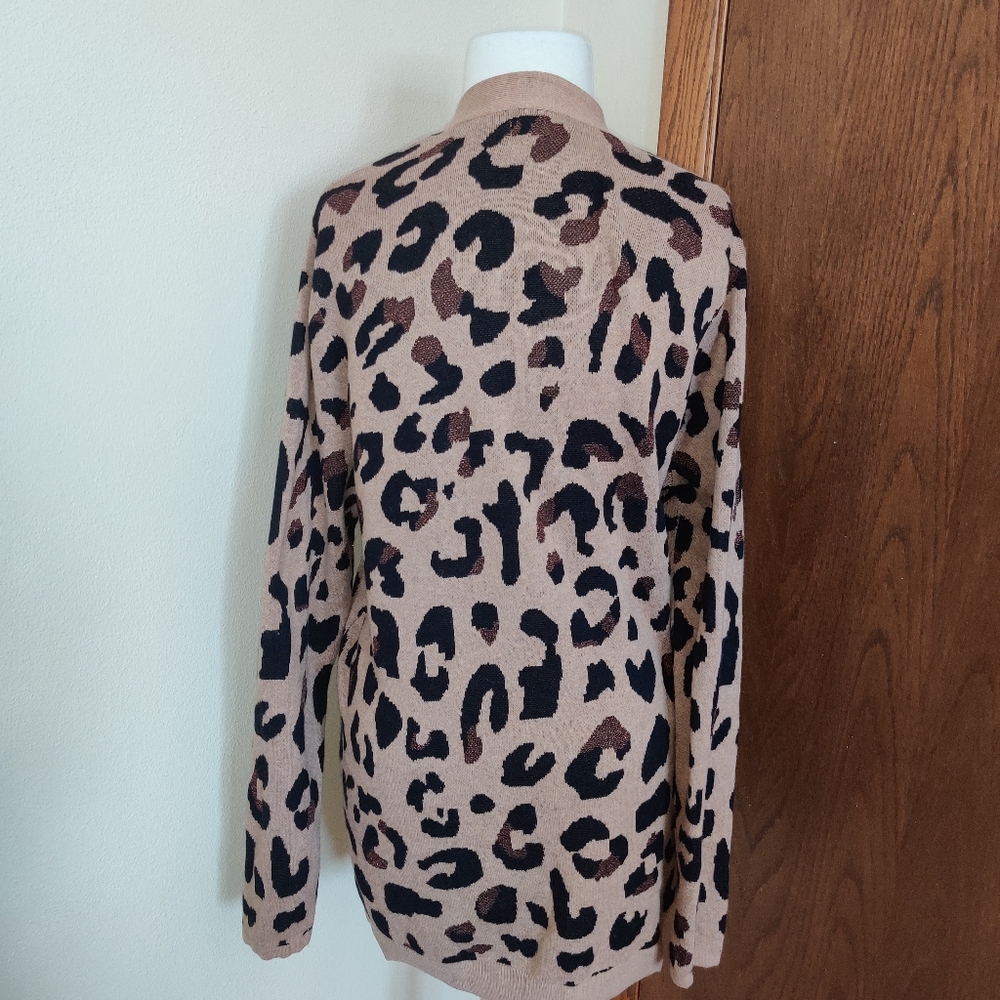 Cardigan - Picture 2 of 3